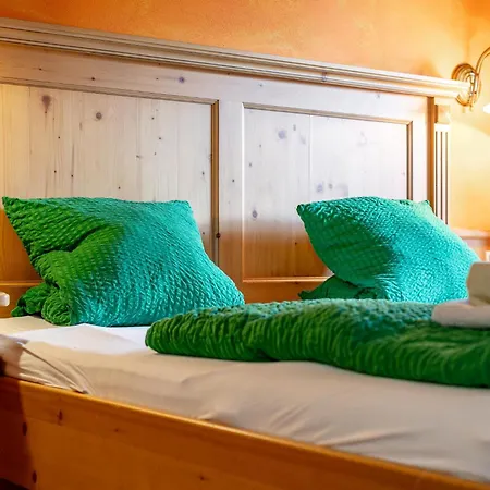 Schweizerhof Melisse 후벤